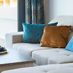 Yuli Apartmán